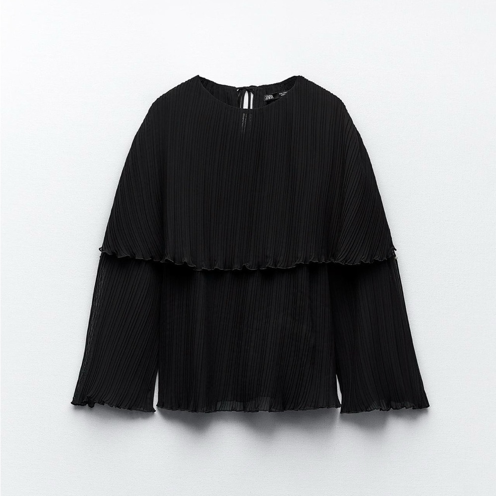 NWT Zara Black Pleated Blouse